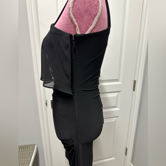 Stunning Le Chateau Little Black dress - Picture 3 of 9